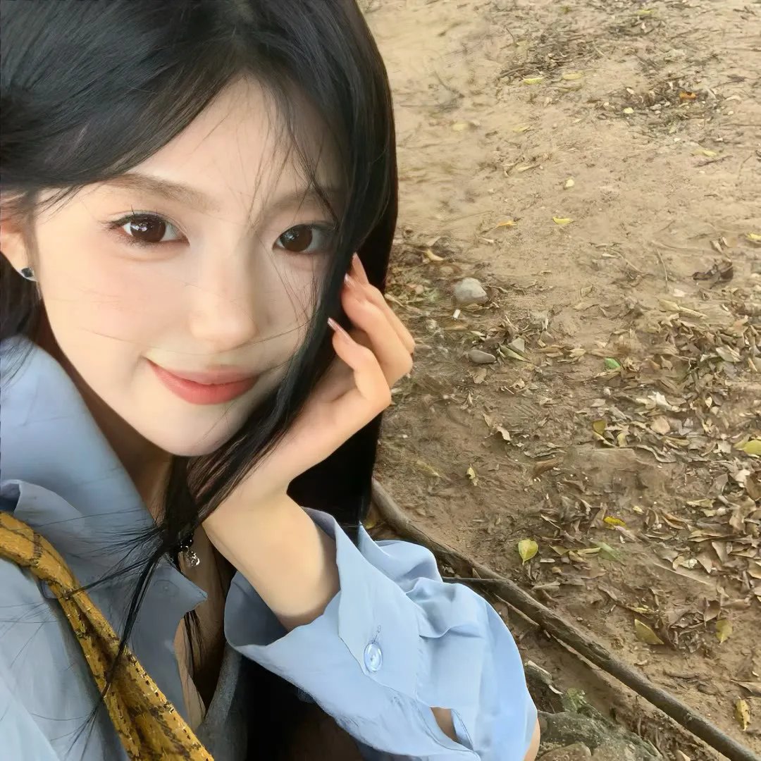在别处2019